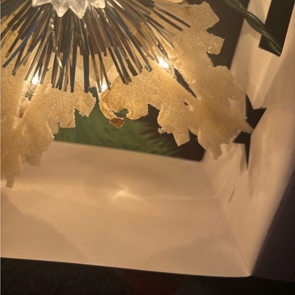 Illuminated Snowflake Tree Topper - Picture 5 of 16